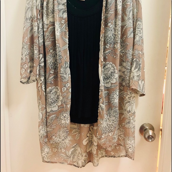 Chiffon Cover UP - Picture 3 of 5